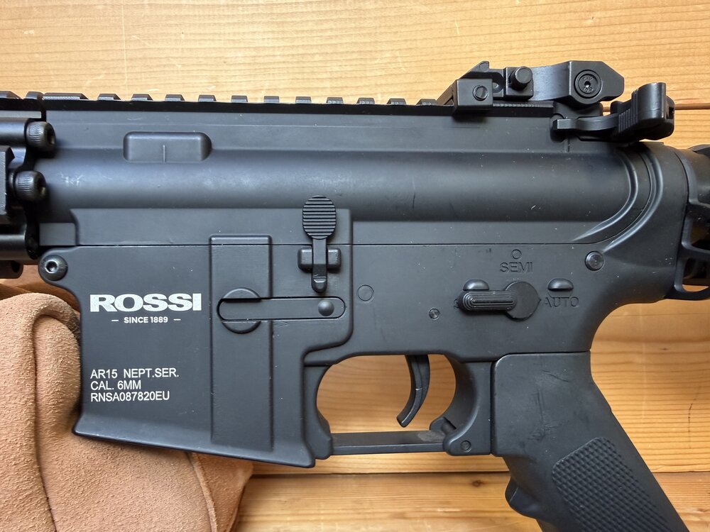 Rossi Airsoft Rifle AG M4 Neptune 9" Marsoc Full Black Showroommodel