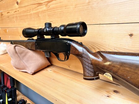 Voere  .22LR Semi-Auto incl. richtkijker
