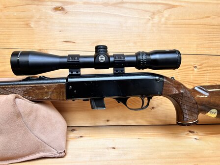 Voere  .22LR Semi-Auto incl. richtkijker