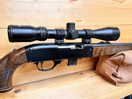 Voere  .22LR Semi-Auto incl. richtkijker