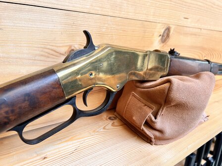 Uberti 1866 Yellowboy Carbine .22LR