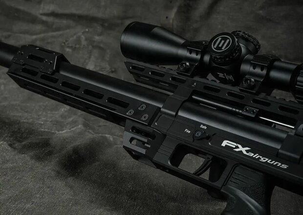 FX Leopard Sniper Tube