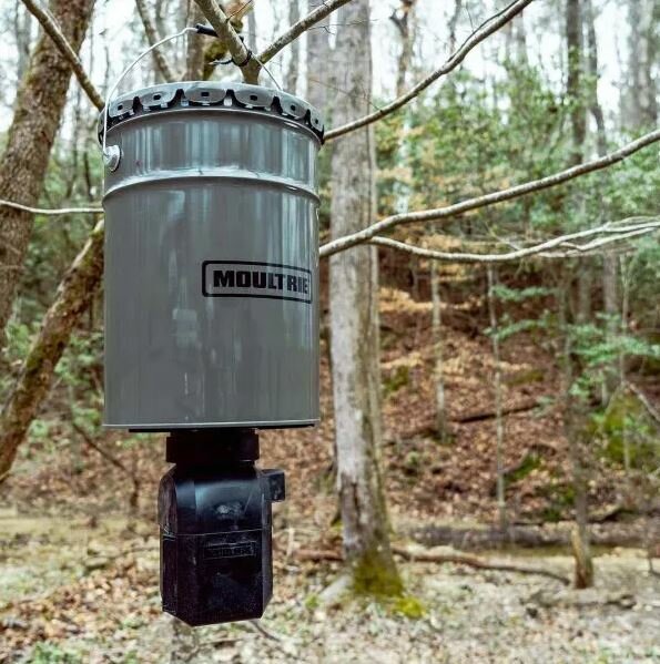 Moultrie 40LB Hanging Pro Hunter Directional III Bluetooth Feeder