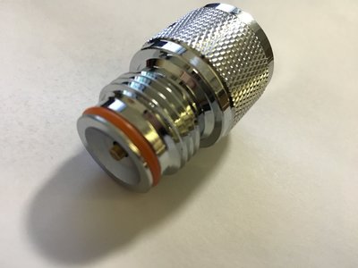 Paintball adapter Co2 / 88 grams met terugslagklep